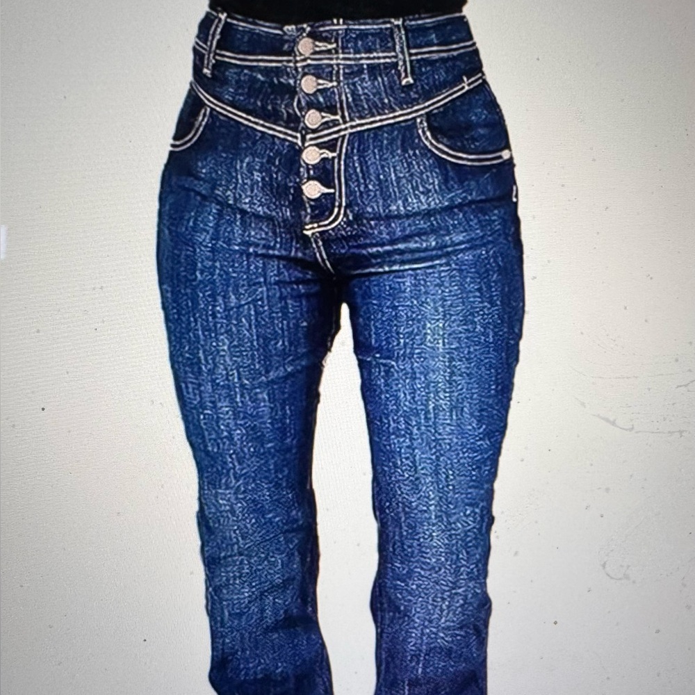 Stylish High Rise Blue Women's Jeans with Cherry Blossom Appliqué